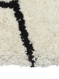 Handgetuft hoogpolig vloerkleed Davin in crèmekleur, Bovenzijde: 100% polyester microvezel, Onderzijde: gerecycled polyester, Beige, zwart, B 80 x L 150 cm (maat XS)