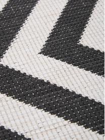 In- & Outdoor-Teppich Palma mit Zickzack-Muster, beidseitig verwendbar, 100% Polypropylen, Schwarz, Cremeweiß, B 80 x L 150 cm (Größe XS)
