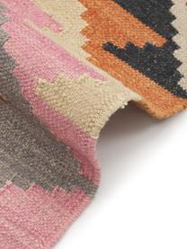 Ręcznie tkany dywan kilim z wełny Zenda, 100% wełna

Włókna dywanów wełnianych mogą nieznacznie rozluźniać się w pierwszych tygodniach użytkowania, co ustępuje po pewnym czasie, Wielobarwny, S 120 x D 180 cm (Rozmiar S)