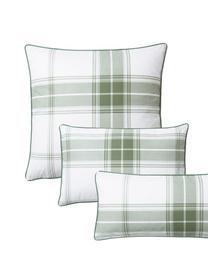 Geruite katoenen perkale kussenhoes Scarlet in groen/wit, 100% katoen

Draaddichtheid 180, comfort kwaliteit

Perkal is een fijndradige, dichtgeweven katoenen stof met een glad oppervlak en een hoge duurzaamheid. Het is zeer vriendelijk voor de huid en zorgt voor een aangenaam, koel gevoel dankzij de goede ademende eigenschappen., Groen, wit, B 60 x L 70 cm