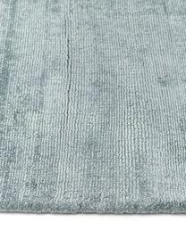 Ręcznie tkany chodnik z wiskozy Jane, Chłodny niebieski, S 80 x D 300 cm