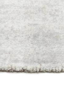 Kurzflor-Teppich Aviva, 100  % Polyester, GRS-zertifiziert

Das in diesem Produkt verwendete Material ist schadstoffgeprüft und zertifiziert nach STANDARD 100 by OEKO-TEX® , HOHENSTEIN HTTI, 21.HIN.71270., Grautöne, B 200 x L 300 cm (Größe L)