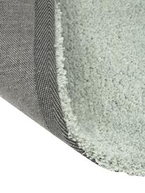 Pluizig hoogpolig vloerkleed Leighton in mintgroen, Bovenzijde: microvezels (100% polyest, Onderzijde: 70% polyester, 30% katoen, Mintgroen, B 160 x L 230 cm (maat M)