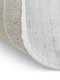 Tappeto in viscosa tessuto a mano Jane, Retro: 100% cotone Il materiale , Grigio argento, Larg. 160 x Lung. 230 cm  (taglia M)