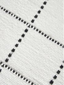 In- & Outdoor Teppich Prague mit Fransen, 100  % Polyester, GRS-zertifiziert
 
Das in diesem Produkt verwendete Material ist schadstoffgeprüft und zertifiziert nach STANDARD 100 by OEKO-TEX®, 11-62055, Shirley., Weiß, Schwarz, B 80 x L 150 cm (Größe XS)