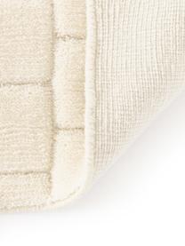 Handgewebter Teppich Adley mit Hoch-Tief-Struktur, 78 % Wolle, 20 % Baumwolle, 2 % Polyester

Bei Wollteppichen können sich in den ersten Wochen der Nutzung Fasern lösen, dies reduziert sich durch den täglichen Gebrauch und die Flusenbildung geht zurück., Cremeweiß, B 80 x L 150 cm (Größe XS)
