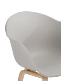 Silla con reposabrazos de plástico Claire, Asiento: plástico, Patas: madera de haya, Plástico beige-gris, An 60 x F 54 cm