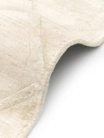 Tappeto in viscosa color crema taftato a mano con motivo rombi Shiny, Retro: 100% cotone, Crema, Larg. 80 x Lung. 150 cm (taglia XS)