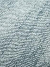Tappeto in viscosa blu ghiaccio tessuto a mano Jane, Retro: 100% cotone, Blu ghiaccio, Larg.160 x Lung. 230 cm  (taglia M)