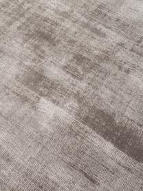 Alfombra redonda artesanal de viscosa Jane, Parte superior: 100% viscosa, Reverso: 100% algodón El material , Gris pardo, Ø 250 cm (Tamaño XL)