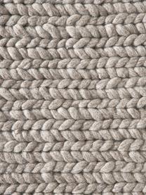 Tappeto in lana con struttura intrecciata Bruna, 100% lana, certificato RWS.

Nel caso dei tappeti di lana, le fibre possono staccarsi nelle prime settimane di utilizzo, questo e la formazione di lanugine si riducono con l'uso quotidiano, Taupe, Larg. 80 x Lung. 150 cm (taglia XS)