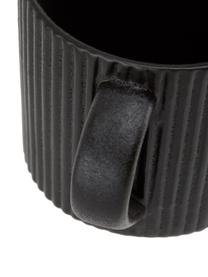 Tassen Neri mit Rillenstruktur matt, 2 Stück, Steingut
Mit Rillenstruktur und leicht rauer Oberfläche, Schwarz, Ø 9 x H 9 cm, 350 ml