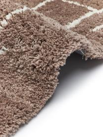 Flauschiger Hochflor-Teppich Amelie, handgetuftet, Flor: 100 % Polyester, Braun, Cremeweiß, B 80 x L 150 cm (Größe XS)