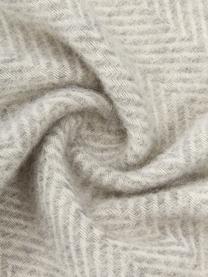 Coperta in lana color grigio chiaro con motivo a spina di pesce e frange Triol-Mona, Grigio chiaro, Larg. 140 x Lung. 200 cm