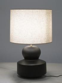 Grote keramische tafellamp Georgina in zwart, Lampenkap: textiel, Lampvoet: keramiek, Decoratie: vermessingd metaal, Beige, zwart, Ø 33 x H 52 cm
