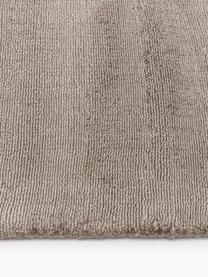 Handgewebter Viskoseläufer Jane, Flor: 100 % Viskose, Taupe, B 80 x L 300 cm