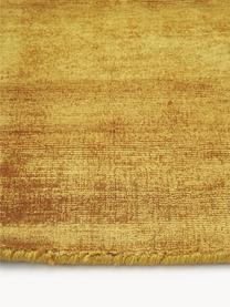 Tapis en viscose tissé main Jane, Jaune soleil, larg. 200 x long. 300 cm (taille L)