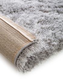 Tapis shaggy gris clair poils longs Lea, Gris