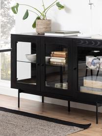 Credenza nera con ante in vetro Angus, Struttura: pannello di fibra a media, Ripiani: vetro, Piedini: metallo rivestito, Nero, trasparente, Larg. 140 x Alt. 82 cm