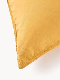 Funda de almohada de algodón lavado Darlyn, 100% algodón
Densidad de hilo 150 TC, calidad estándar

El algodón da una sensación agradable y suave en la piel, absorbe bien la humedad y es adecuado para personas alérgicas.

Este tejido ha sido sometido a un proceso de lavado especial que le da un aspecto Softwash irregular y resistente, pero siendo suave al tacto, flexible y cómodo. Además, su aspecto arrugado natural hace que no necesite planchado.

El material utilizado para este producto ha sido probado contra sustancias nocivas y está certificado según el STANDARD 100 por OEKO-TEX®, 4265CIT, CITEVE., Amarillo mostaza, An 45 x L 110 cm