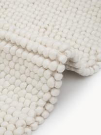 Tapis en laine tissé main Pebble, 80 % laine, 20 % nylon

Les tapis en laine peuvent perdre des fibres lors des premières semaines et des peluches peuvent se former, ce phénomène est naturel et diminue à mesure de votre usage et du temps, Blanc crème, larg. 200 x long. 300 cm (taille L)
