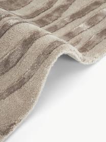 Handgetuft kortpolig vloerkleed Winola met hoog-laag structuur, Taupe, B 80 x L 150 cm (maat XS)