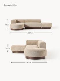 Modulares Ecksofa Natalie aus Teddy-Bouclé, Bezug: Teddy-Bouclé (100 % Polye, Gestell: mitteldichte Holzfaserpla, Sockel: Massives Buchenholz, lack, Teddy-Bouclé Beige, dunkles Buchenholz, B 337 x T 197 cm, Eckteil links