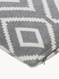 Strick-Wendekissenhülle Chuck mit grafischem Muster, 100% Baumwolle, Grau, Weiß, B 40 x L 40 cm