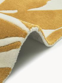 Tapis en laine tufté main Lando, 100 % laine

Les tapis en laine peuvent perdre des fibres lors des premières semaines et des peluches peuvent se former, ce phénomène est naturel et diminue à mesure de votre usage et du temps, Ocre, beige, larg. 80 x long. 150 cm (taille XS)