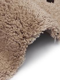 Handgetuft hoogpolig vloerkleed Davin in taupe, Bovenzijde: 100% polyester microvezel, Onderzijde: gerecycled polyester, Beige, B 160 x L 230 cm (maat M)