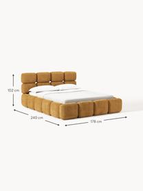 Cama tapizada de borreguillo bouclé Tayla, Tapizado: tejido borreguillo bouclé, Estructura: madera de abeto maciza, t, Patas: madera de abedul lacada E, Borreguillo bouclé ocre, An 140 x L 200 cm