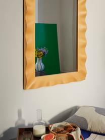 Miroir mural Wavy, Bois clair, larg. 70 x haut. 100 cm