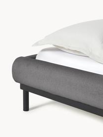 Letto imbottito senza testiera Meya, Rivestimento: tessuto finemente struttu, Tessuto grigio scuro, Larg. 140 x Lung. 200 cm