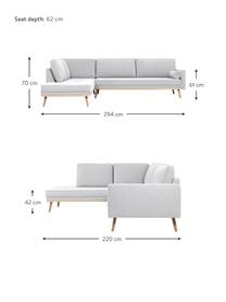 Ecksofa Saint (4-Sitzer) in Hellgrau mit Eichenholz-Füssen, Bezug: Polyester Der hochwertige, Gestell: Massives Kiefernholz, Spa, Webstoff Hellgrau, B 294 x T 220 cm