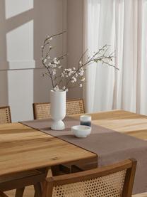 Chemin de table Riva, 55 % coton, 45 % polyester

Le matériau est certifié STANDARD 100 OEKO-TEX®, 14.HIN.40536, HOHENSTEIN HTTI, Taupe, larg. 40 x long. 150 cm