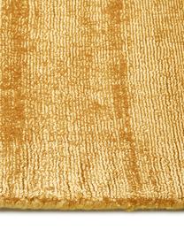 Handgeweven viscose vloerkleed Jane, Onderzijde: 100% katoen, Zonnengeel, B 200 x L 300 cm (maat L)
