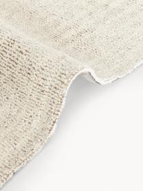 Handgetufteter Jute-Teppich Flynn, 62 % Wolle (RWS-zertifiziert), 31 % Jute, 7 % Polyester

Bei Wollteppichen können sich in den ersten Wochen der Nutzung Fasern lösen, dies reduziert sich durch den täglichen Gebrauch und die Flusenbildung geht zurück., Hellbeige, B 120 x L 180 cm (Grösse S)