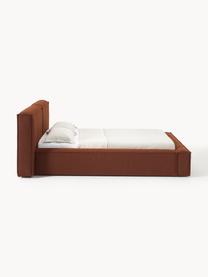 Letto imbottito in bouclé con contenitore Lennon, Rivestimento: bouclé (80% poliestere, 2, Rivestimento: schiuma, certificata Cert, Struttura: legno di pino massiccio, , Piedini: legno, plastica Questo pr, Bouclé terracotta, Larg. 208 x Lung. 243 cm (superfice 140 x 200 cm)