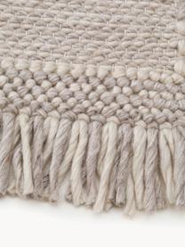 Ręcznie tkany dywan z wełny Daphne, 60% wełna, 40% poliester

Włókna dywanów wełnianych mogą nieznacznie rozluźniać się w pierwszych tygodniach użytkowania, co ustępuje po pewnym czasie, Beżowy, S 80 x D 150 cm (Rozmiar XS)