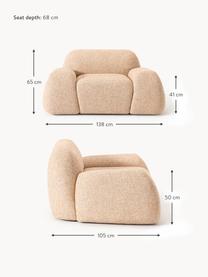 Sillón en tejido bouclé Wolke, Tapizado: tejido bouclé (96% poliés, Tapizado: espuma de poliuretano, ce, Estructura: madera de pino, madera de, Patas: plástico Este producto es, Bouclé naranja, An 138 x F 105 cm