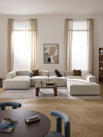 Sofá rinconera modular de pana Lennon, Tapizado: pana (92% poliéster, 8% p, Estructura: madera de pino maciza, ma, Patas: plástico Este producto es, Pana beige claro, An 418 x F 269 cm, chaise longue derecha