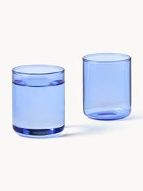 Schnapsgläser Torino aus Borosilikatglas, 2 Stück, Borosilikatglas

Entdecke die Vielseitigkeit von Borosilikatglas für Dein Zuhause! Borosilikatglas ist ein hochwertiges, zuverlässiges und robustes Material. Es zeichnet sich durch seine aussergewöhnliche Hitzebeständigkeit aus und ist daher ideal für Deinen heissen Tee oder Kaffee. Im Vergleich zu herkömmlichem Glas ist Borosilikatglas widerstandsfähiger gegen Brüche und Risse und somit ein sicherer Begleiter in Deinem Zuhause., Blau, transparent, Ø 4 x H 5 cm, 60 ml