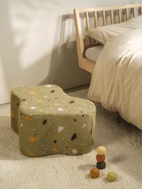 Pouf per bambini in bouclé fatto a mano Cloud, Bouclé verde oliva, effetto terrazzo, Larg. 40 x Prof. 25 cm