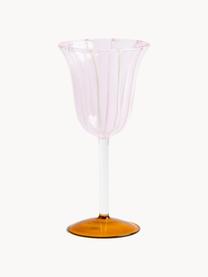 Verres à vin faits main en verre borosilicaté Eve, 2 pièces, Verre borosilicate

Découvrez la polyvalence du verre borosilicaté pour votre maison ! Ce matériau de haute qualité, fiable et robuste, se distingue par une résistance exceptionnelle à la chaleur, ce qui le rend idéal pour votre thé ou café chaud. Par rapport au verre traditionnel, le verre borosilicaté est plus résistant aux fissures et aux bris, en faisant un compagnon sûr pour votre intérieur, Rose pâle, transparent, orange, Ø 9 x haut. 18 cm, 180 ml