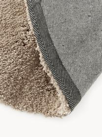 Načechraný kulatý koberec s vysokým vlasem Leighton, Mikrovlákno (100 % polyester, s certifikátem GRS), Hnědá, Ø 120 cm (velikost S)