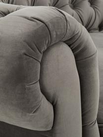 Chesterfield Samt-Sofa Sally (3-Sitzer) in Grau, Bezug: 100% Polyester, Beine: Massivholz; Buche, lackie, Rahmen: Holzgrundgestell, Samt Grau, 203 x 79 cm