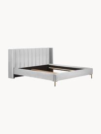 Cama tapizada en terciopelo Dusk, Tapizado: terciopelo de poliéster A, Estructura: madera de pino maciza con, Patas: metal con pintura en polv, Terciopelo gris claro, An 180 x L 200 cm