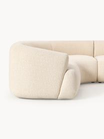 Sofá rinconera modular grande en tejido bouclé Sofia, Tapizado: tejido bouclé (100% polié, Estructura: madera de abeto, tablero , Patas: plástico Este producto es, Bouclé beige claro, An 450 x F 231 cm