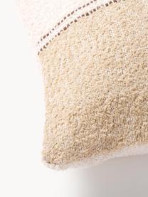 Buklé obliečka na vankúš Lago, Buklé (100 % bavlna)

Bouclé je materiál charakteristický svojou nepravidelne zakrivenou štruktúrou. Charakteristický povrch vytvárajú prepletené slučky z rôznych priadzí, ktoré dávajú tkanine jedinečnú štruktúru. Slučková štruktúra má izolačný a zároveň nadýchaný účinok, vďaka ktorému je tkanina mimoriadne príjemná, Béžová, hnedá, Š 50 x D 50 cm