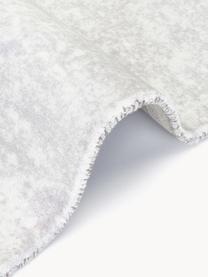 Laagpolig vloerkleed Aviva, 100% polyester, GRS-gecertificeerd

Het in dit product gebruikte materiaal is getest op schadelijke stoffen en gecertificeerd volgens STANDAARD 100 door OEKO-TEX®, HOHENSTEIN HTTI, 21.HIN.71270., Grijstinten, B 80 x L 250 cm